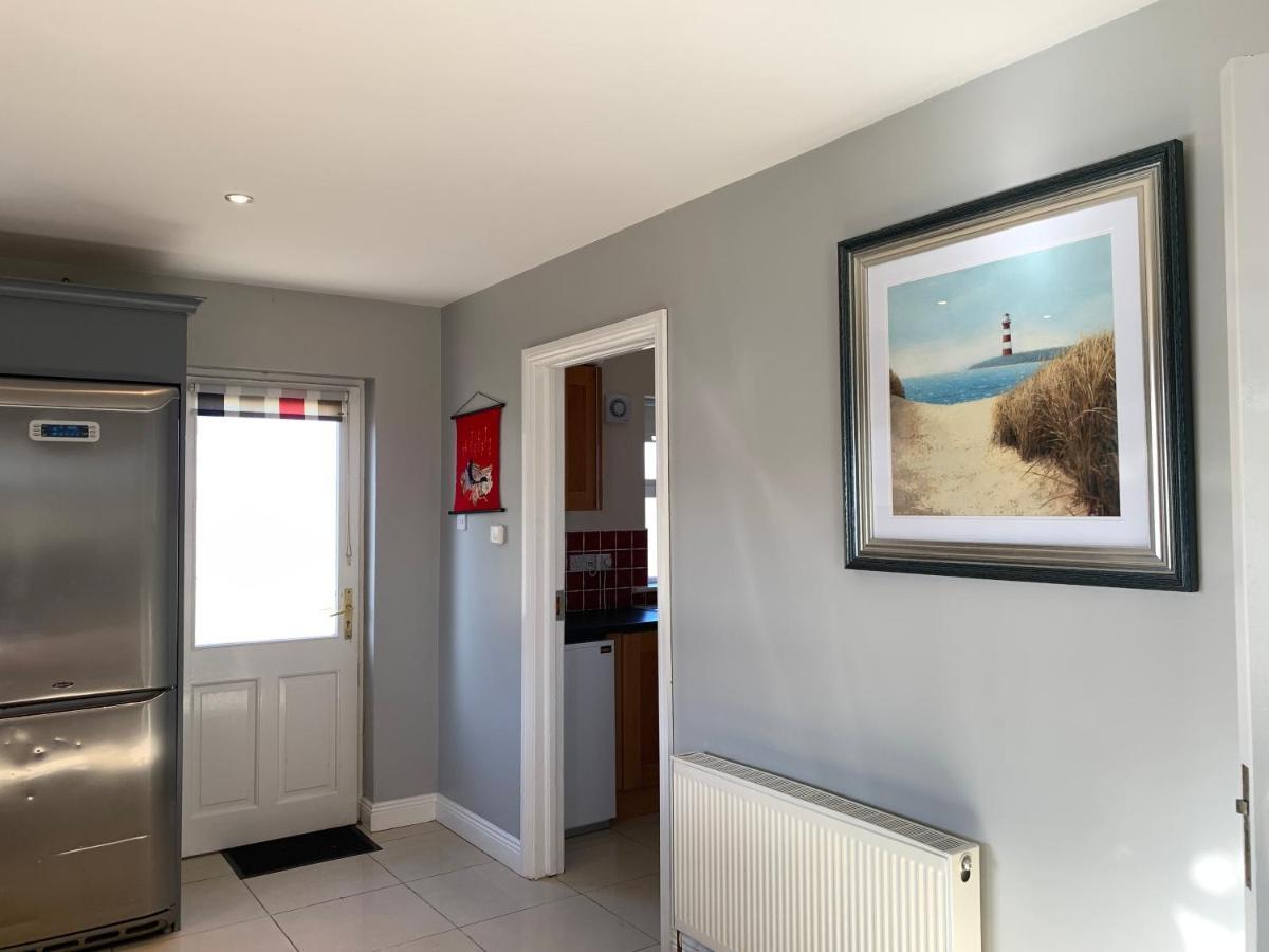 Seascape On The Edge Of Town: 4 Beds All Ensuite. Belmullet Eksteriør bilde