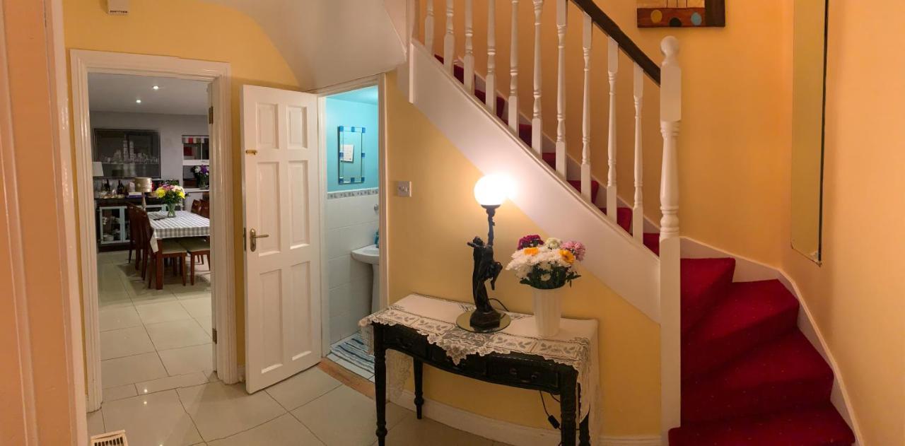 Seascape On The Edge Of Town: 4 Beds All Ensuite. Belmullet Eksteriør bilde