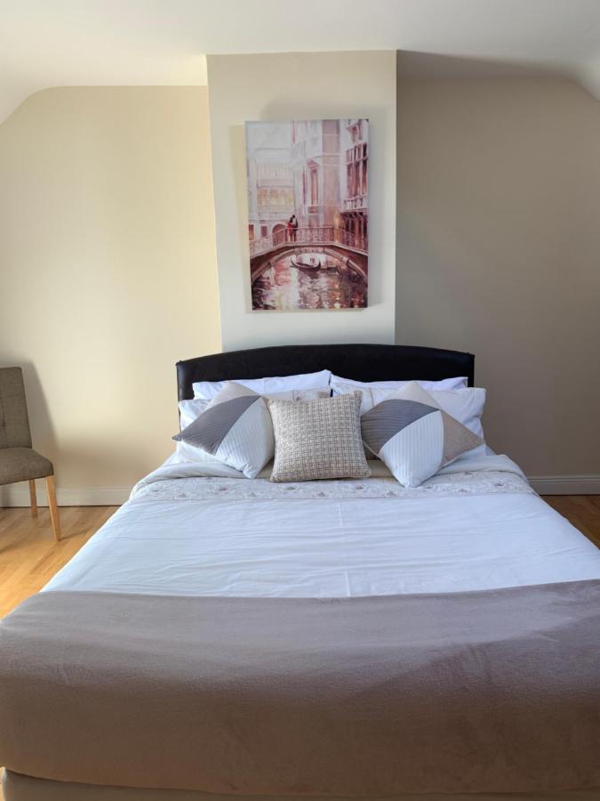 Seascape On The Edge Of Town: 4 Beds All Ensuite. Belmullet Eksteriør bilde