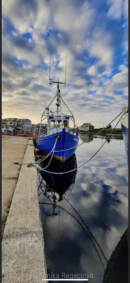 Seascape On The Edge Of Town: 4 Beds All Ensuite. Belmullet Eksteriør bilde