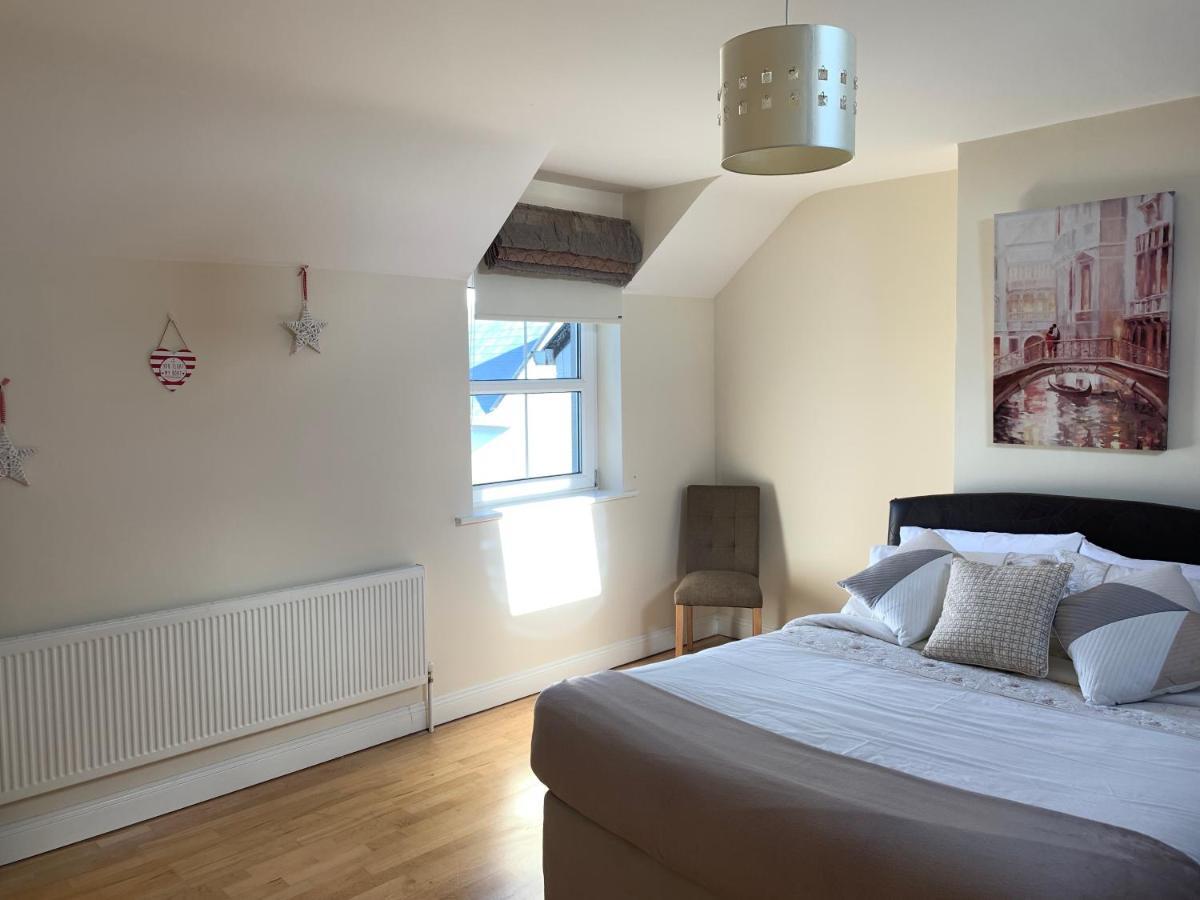Seascape On The Edge Of Town: 4 Beds All Ensuite. Belmullet Eksteriør bilde