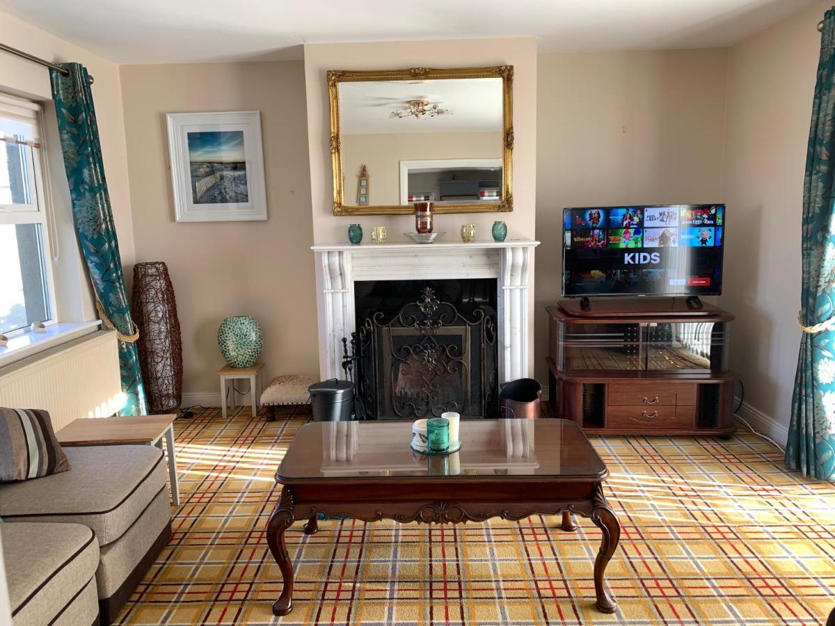 Seascape On The Edge Of Town: 4 Beds All Ensuite. Belmullet Eksteriør bilde