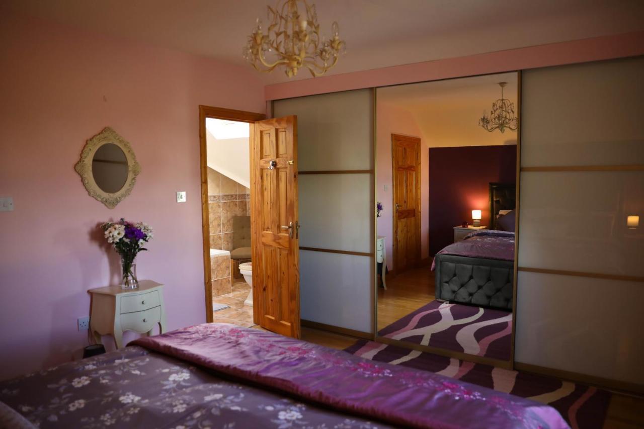 Seascape On The Edge Of Town: 4 Beds All Ensuite. Belmullet Eksteriør bilde